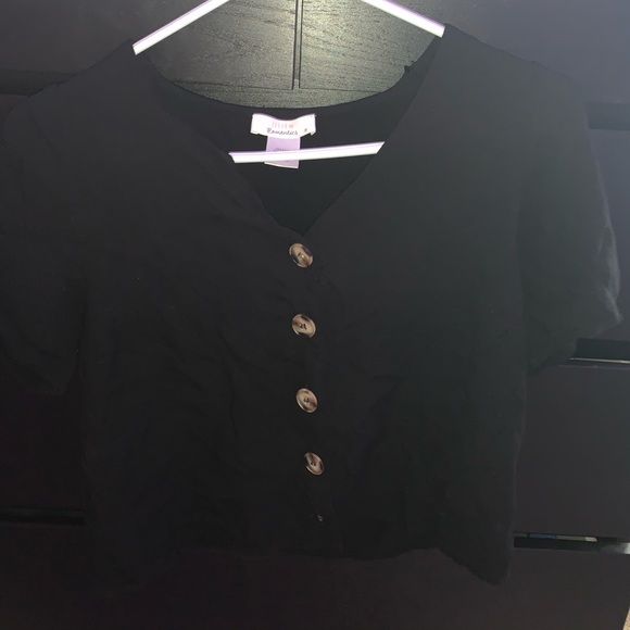 Woman’s button up blouse - Picture 1 of 2